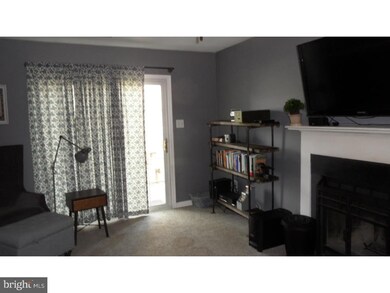 125 Robins Run W, Swedesboro, NJ 08085 - photo 5