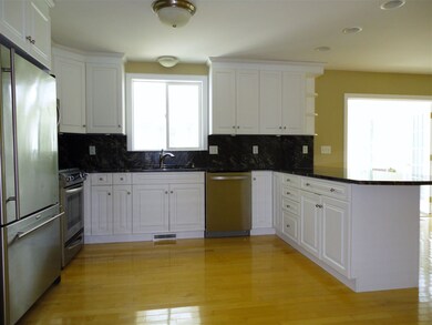 47 Annand Dr, Milford, NH 03055 - photo 3