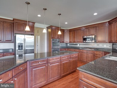 13001 Contee Manor Rd, Bowie, MD 20721 - photo 5