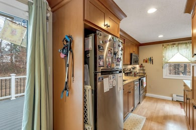 106 Fairview Ave, Conway, NH 03818 - photo 3