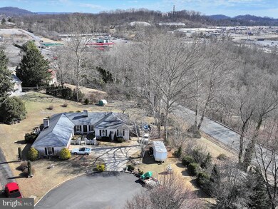 5 Heather Ct, Reading, PA 19606 - photo 2