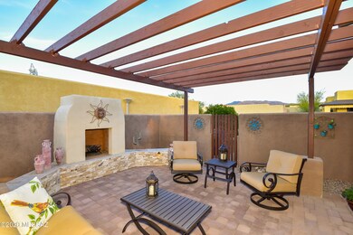 Backyard Patio with Views!