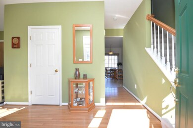 12154 Loft Ct, Bristow, VA 20136 - photo 2