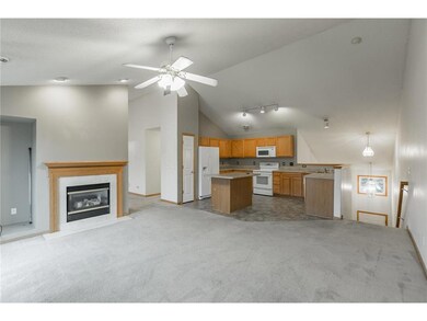 8570-Grove-Cir-7