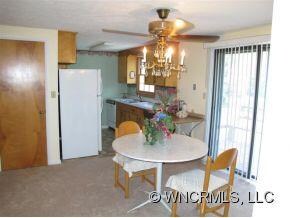 55 Brookside Dr, Hendersonville, NC 28792 - photo 3