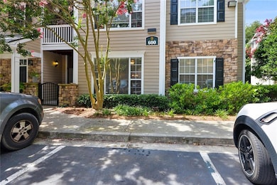 2400 Cumberland Pkwy SE unit 611, Atlanta, GA 30339 - photo 2