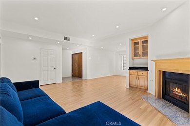 4430 Noble Ave unit 208, Sherman Oaks, CA 91403 - photo 6