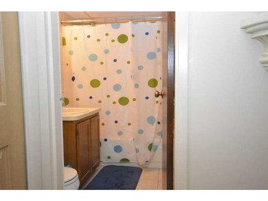 Full Bath. Ceramic tile in full bath.
