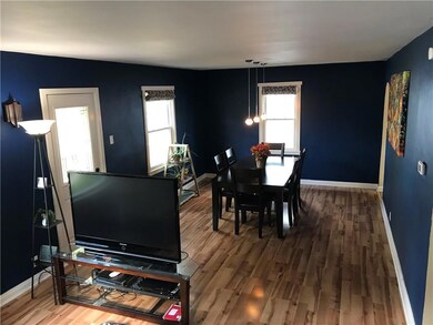 903 E Benton St, Wapakoneta, OH 45895 - photo 4