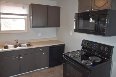 638 E Jenkins Ave unit C, Columbus, OH 43207 - photo 5