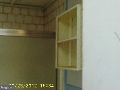 352 Bigley Ave, Halethorpe, MD 21227 - photo 7