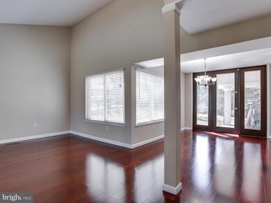 14712 Pebble Hill Ln, North Potomac, MD 20878 - photo 4