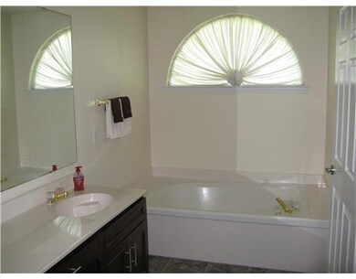 Master Bath/Spa.