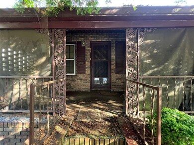 1049 Desota St SE, Gainesville, GA 30501 - photo 2