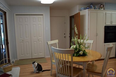 2701 SW Boswell Ave, Topeka, KS 66611 - photo 3