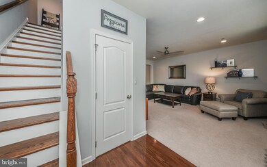 516 Solliday Ct unit 172, Perkasie, PA 18944 - photo 3