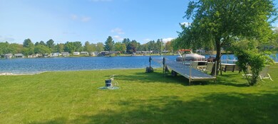 6609 Swallow Dr, Harrison, MI 48625 - photo 4