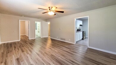 320 W Murray St, Denison, TX 75020 - photo 6