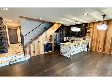 1455 SE Columbia Way unit B, Vancouver, WA 98661 - photo 4