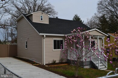 7714 Frederick Rd, Hyattsville, MD 20784 - photo 2