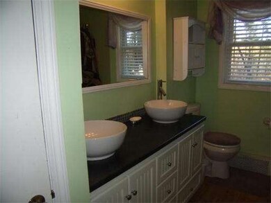 15 Cornish St, Carver, MA 02330 - photo 6