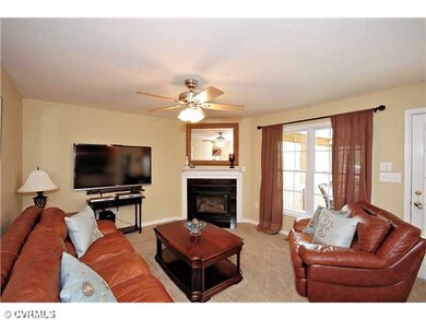 Den/Family/Great Room - Gas Fireplace!
