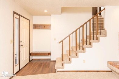 02-2350 Living Room-ELKO4360