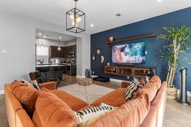 2104 Dennis St, Houston, TX 77004 - photo 4