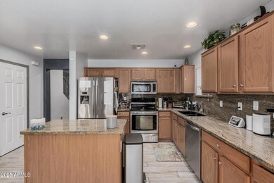 3739 W Carter Rd, Phoenix, AZ 85041 - photo 7