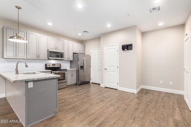 Kitchen/dining area