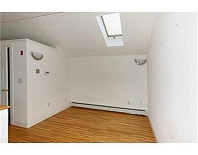 241 River St unit 8, Cambridge, MA 02139 - photo 6