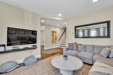 109 Warren St unit 109, Medford, MA 02155 - photo 7