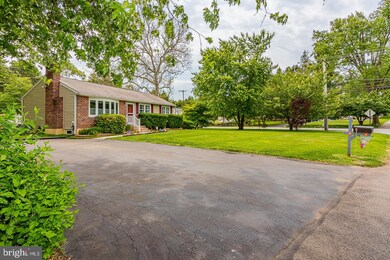 300 Denis Ln, Wallingford, PA 19086 - photo 5