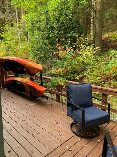 574 Willard Rd unit 4A, Hartford, VT 05001 - photo 3