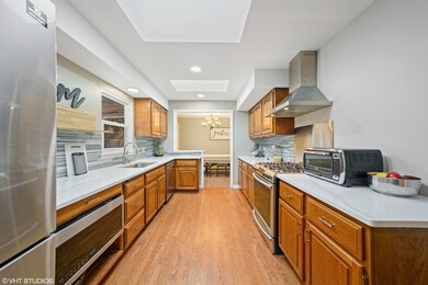 209 Triton Ln, Naperville, IL 60540 - photo 7