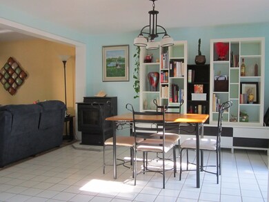 15 Roy St, Worcester, MA 01603 - photo 6