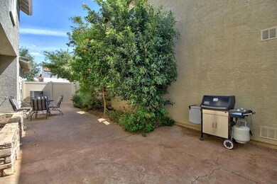 Court_Yard_2