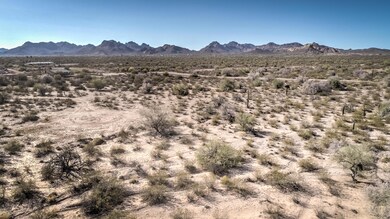 Mountains all around