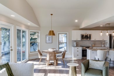 7223 University Ave, Middleton, WI 53562 - photo 3