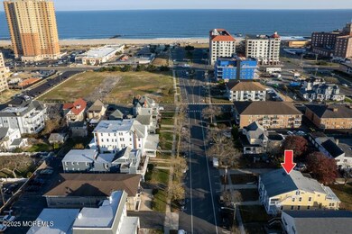 Overhead View to Beach