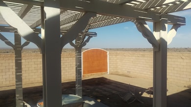 9833 E Avenue d4, Lancaster, CA 93535 - photo 7