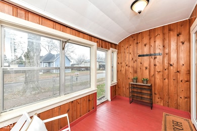 631 S 11th St, Noblesville, IN 46060 - photo 4