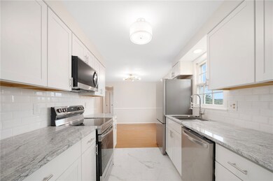 27 Mark Fore Dr, West Warwick, RI 02893 - photo 7