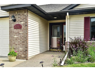 2 Front Entryway