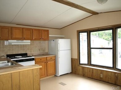 360 S Delaware Dr unit 4, Easton, PA 18042 - photo 5