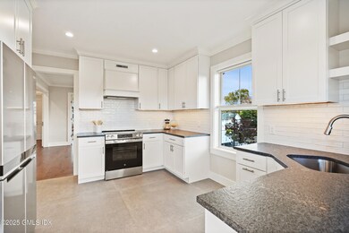 31 East Ave unit 39-2, New Canaan, CT 06840 - photo 5