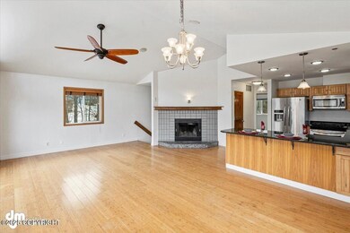 13-Dining Area_SLS_-4612