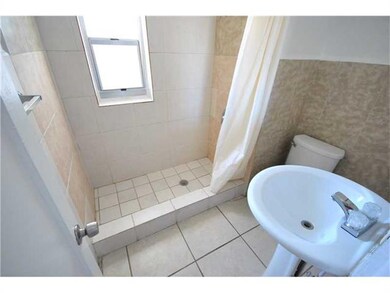 7910 Byron Ave unit 6, Miami Beach, FL 33141 - photo 6