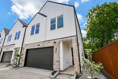 833 Martin St, Houston, TX 77018 - photo 4