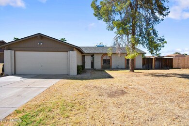 10008 N 47th Ave, Glendale, AZ 85302 - photo 3